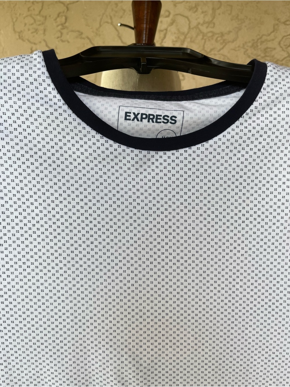 Express Men's White Short-Sleeve Micro-Pattern Crew Neck Shirt with Black Trim